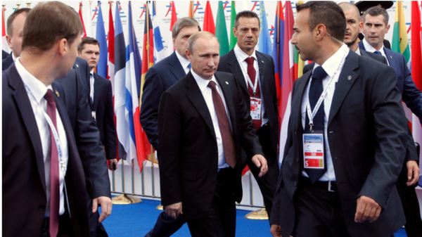 This is How Bodyguards of Russian President Vladimir Putin - One of Most Heavily Protected Leaders in the World, - Operate